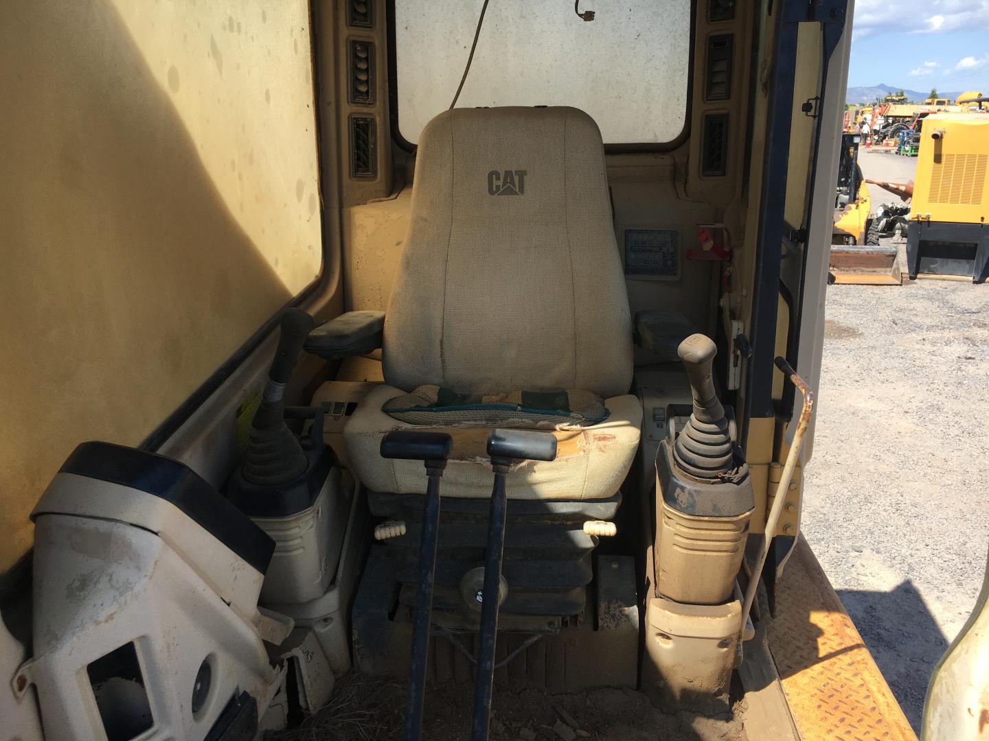 ./imagenes/INVOICE/2019/17020/EXCAVADORA CATERPILLAR 330L (35).JPG